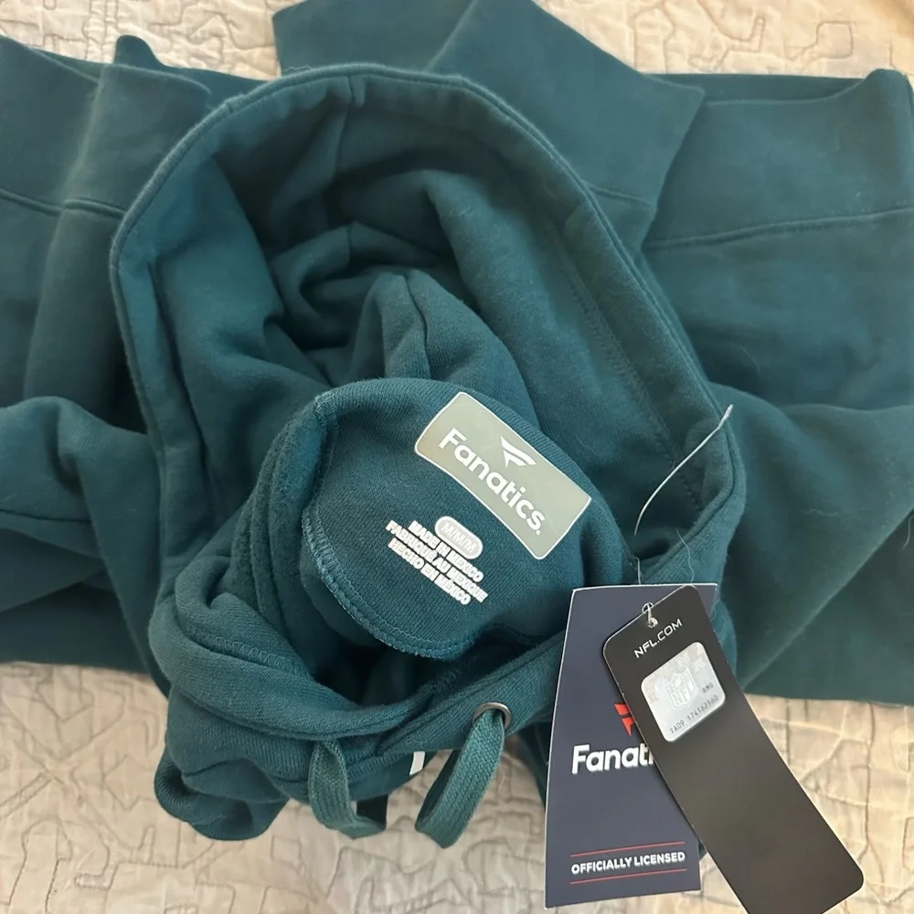 Fanatics Eagles Pullover Hoodie with Drawstring - Picture 4 of 5